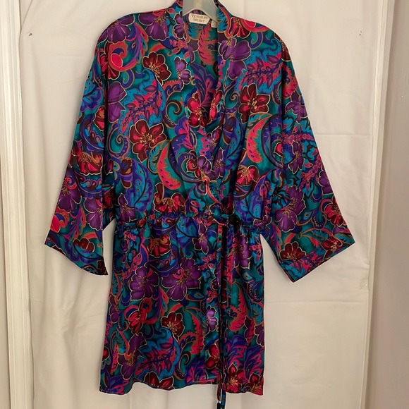 Victoria’s Secret Multicolor Short Robe Size P/S - Picture 1 of 7